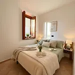 Attico Con Vista Unica 아파트 스칼레아